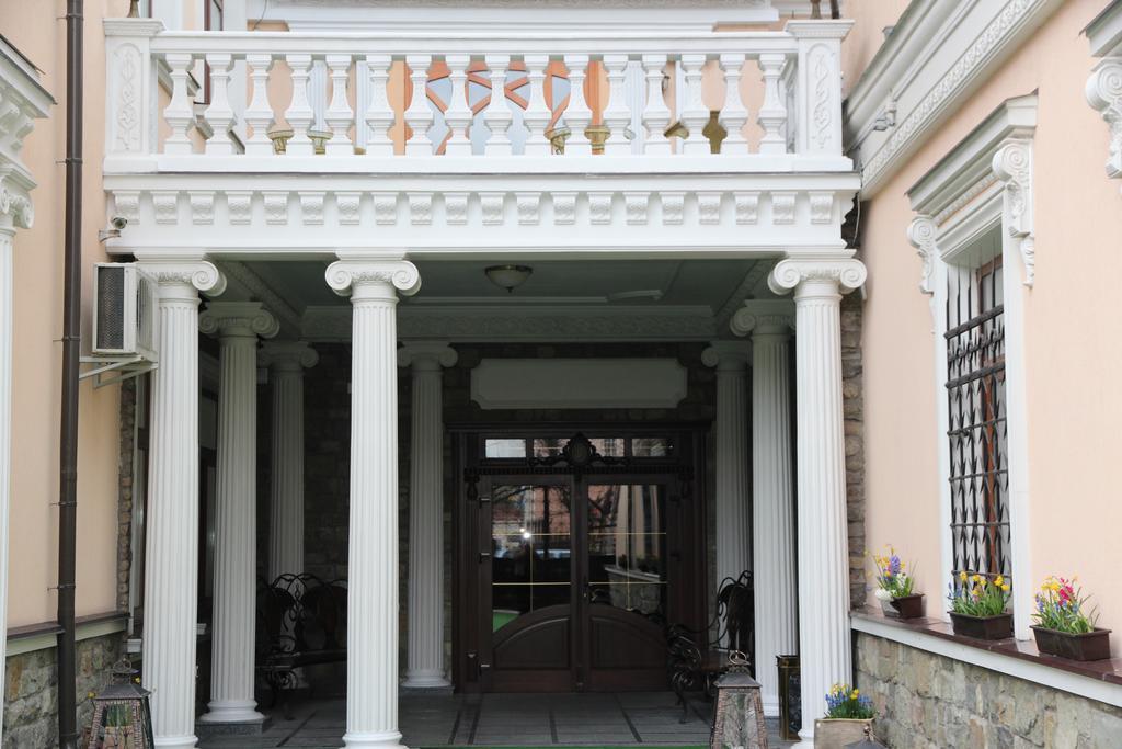 Kleopatra Vip Hotel Kamjanez-Podilskyj Exterior foto